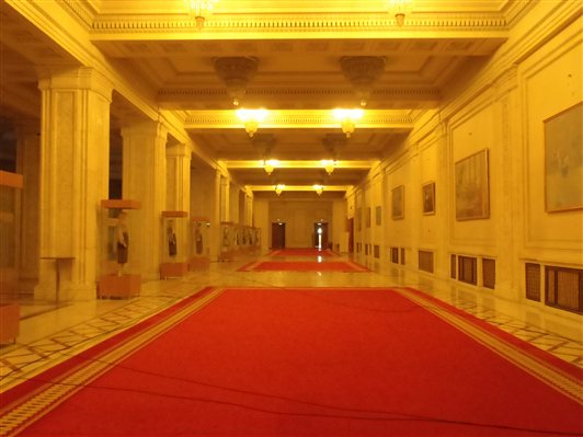 国民の館内部の一部